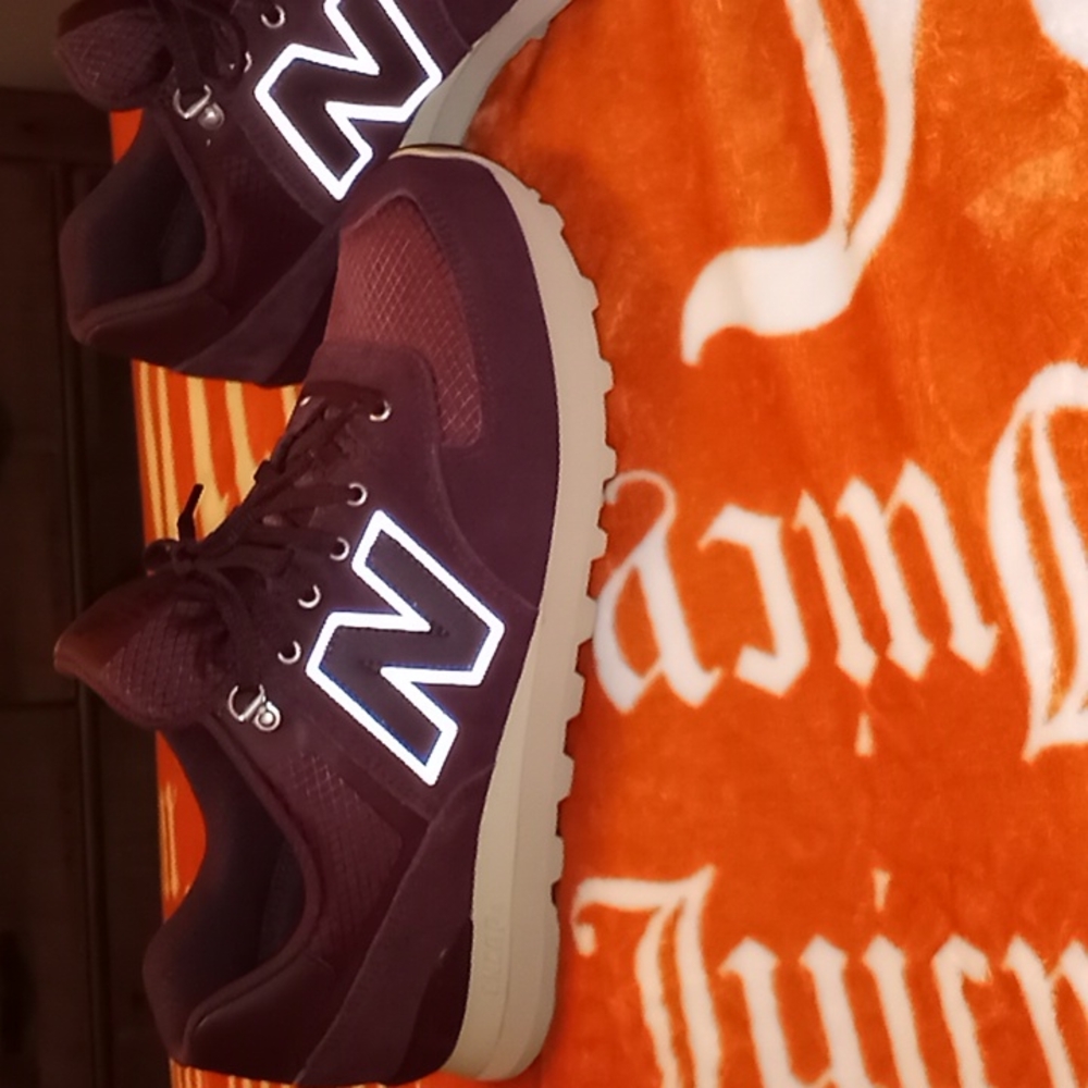 Brand New Mens New Balance 574